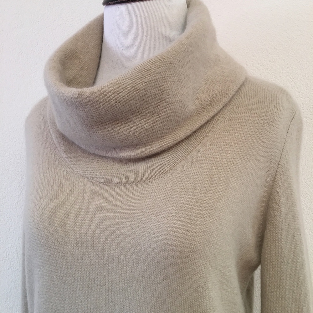 Theory Turtleneck Tunic Sweater Top Size Small - image 3